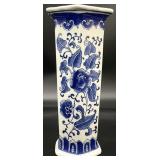 Chinoiserie Blue & White Porcelain Vase