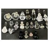Group Asst Vintage Glass Bottle Stopers