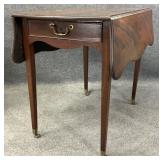 Antique Drop Side Pembroke Table