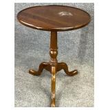 Round Cherry Accent Table