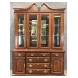 Broyhill 2pc China Cabinet