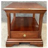 Broyhill One Drawer End Table