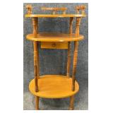 Oval Oak Gallery Top Stand