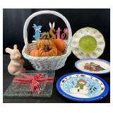 Asst Holiday Serving Dishes & Decor