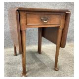 Petite Gate Leg Drop Leaf End Table