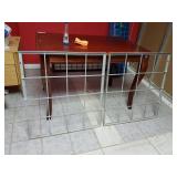 Deux grilles pour vitrine commercial moyenne