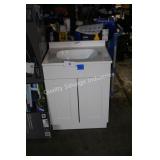 24ï¿½ white vanity w top