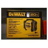 dewalt corded/cordless 20v air inflator - tool