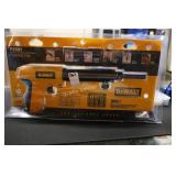 dewalt fastening tools (display)