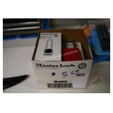 5ct master lock padlocks (display)