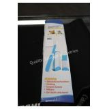 pet cleaning brush (display)