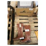 sz 7.5 tall brown boots