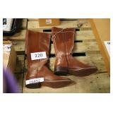 sz 8.5 brown tall boots