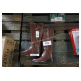 sz 6 brown tall boots