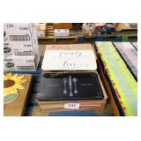 10 ctns of placemats
