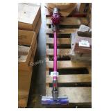 dyson v7 cordless vac-works-no charger