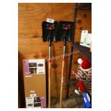 2 transfer shovels
