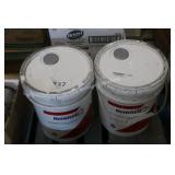 2-5g renown floor stripper