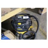 dewalt wet/dry vac