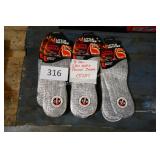 8 pair little hotties thermal insoles