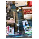 dyson v6 cordless vac -works- no charger
