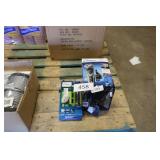 2 electric shavers