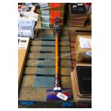 dyson cordless vac -works - no charger