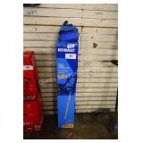 kobalt 40v hedge trimmer (batt/ch in office)