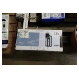 quoizel outdoor light