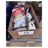 lot of 3m damage free hanging