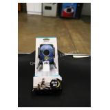 squeeze cell phone mount (display)
