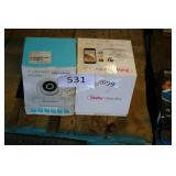 2 baby monitors - not tested