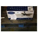 52ï¿½ ceiling fan