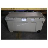 42g latch lid trail box