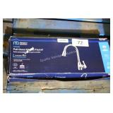 pull down kitchen faucet