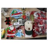 asst Christmas tinsel/bows/plates/ornaments
