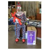 animated clown w balloon dog (lobby)