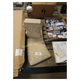 sitting bench -missing pedestal