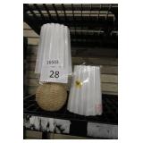 table lamp w 2 shades