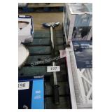razor floor scrapper