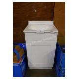 18ï¿½  white vanity w top