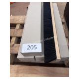 lot of 24ï¿½ push broom heads