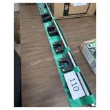 toolbar with 3 grip hooks