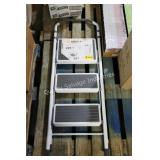 gorilla 3 step steel ladder