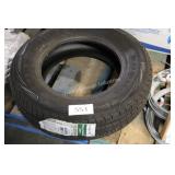 kumho P215/75R16 tire