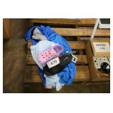 lot of clothes asst sizes