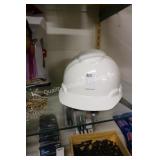 3m hard hat (display)