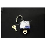 masterlock lock w/ keys - works (display)