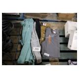 4pc asst clothes & sizes