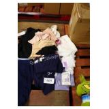 lot of clothes asst sizes